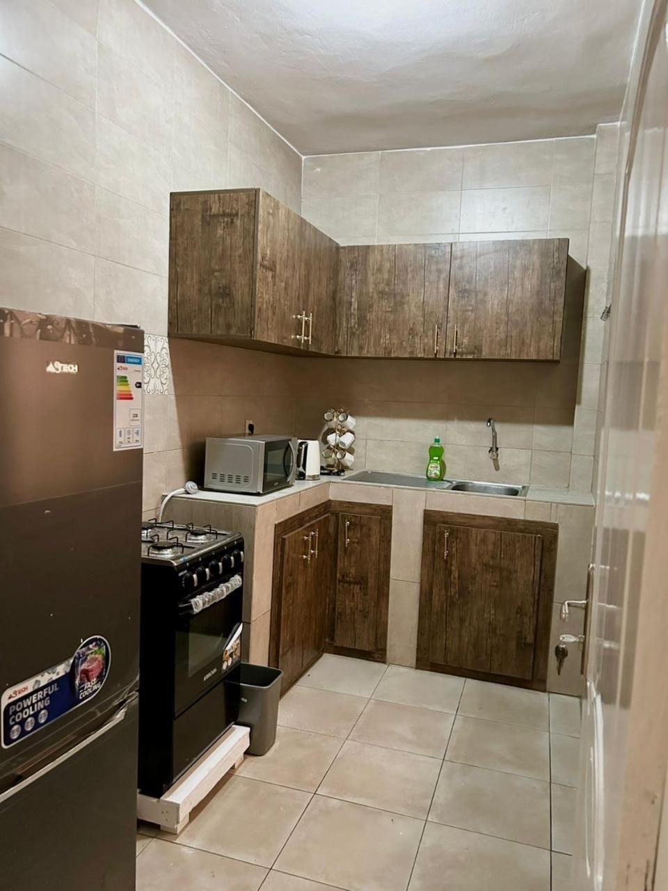 Large 3 Bedroom Appartement Dakar